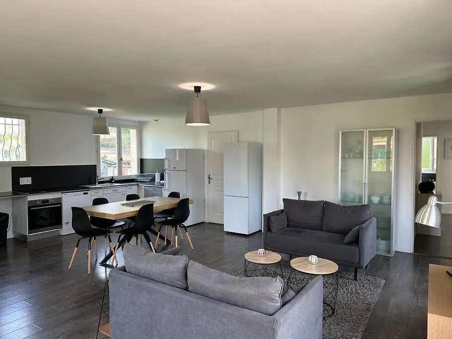 Villa Constance 3 Antibes - Spacieux Logement En Dernier Etage 0*,
