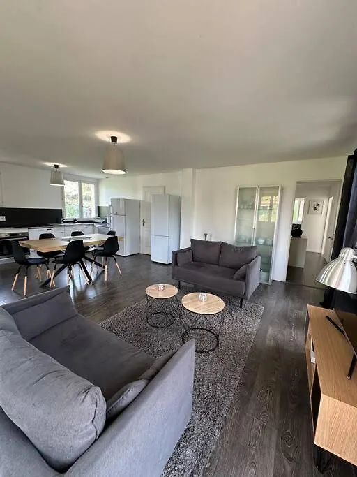 Villa Constance 3 Antibes - Spacieux Logement En Dernier Etage 0*,  France