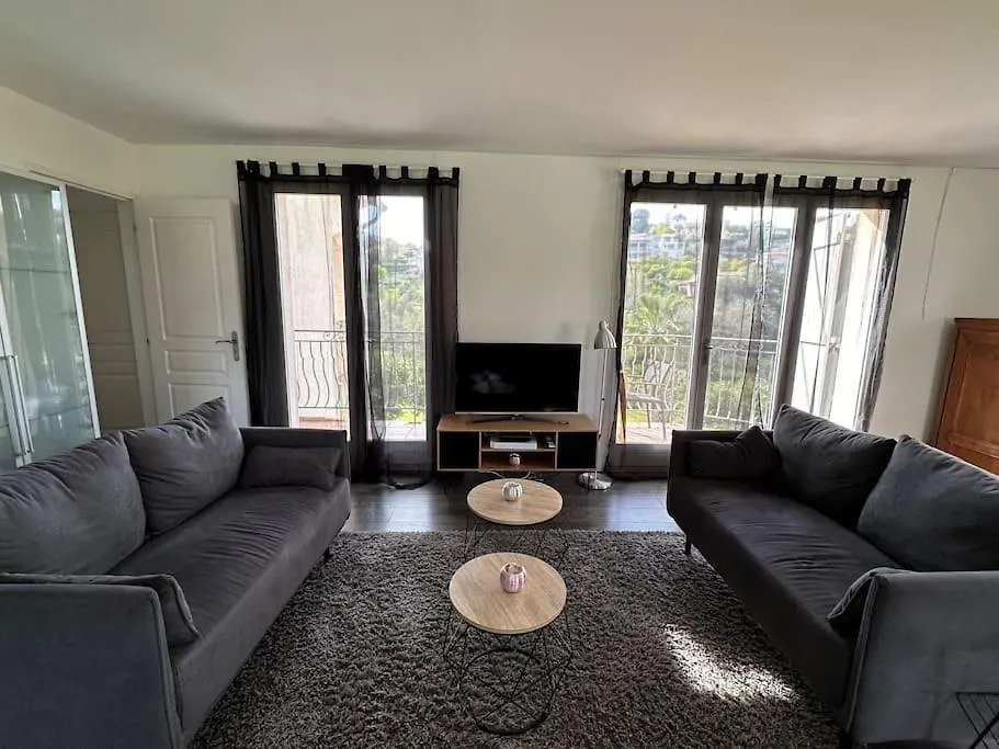 Villa Constance 3 Antibes - Spacieux Logement En Dernier Etage 0*,  France