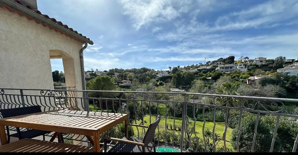 Villa Constance 3 Antibes - Spacieux Logement En Dernier Etage